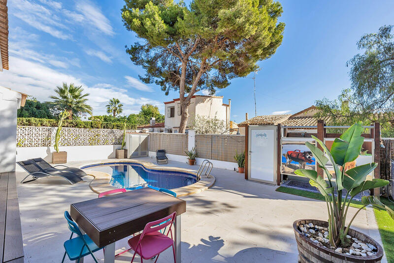 4 Cuarto Villa en venta