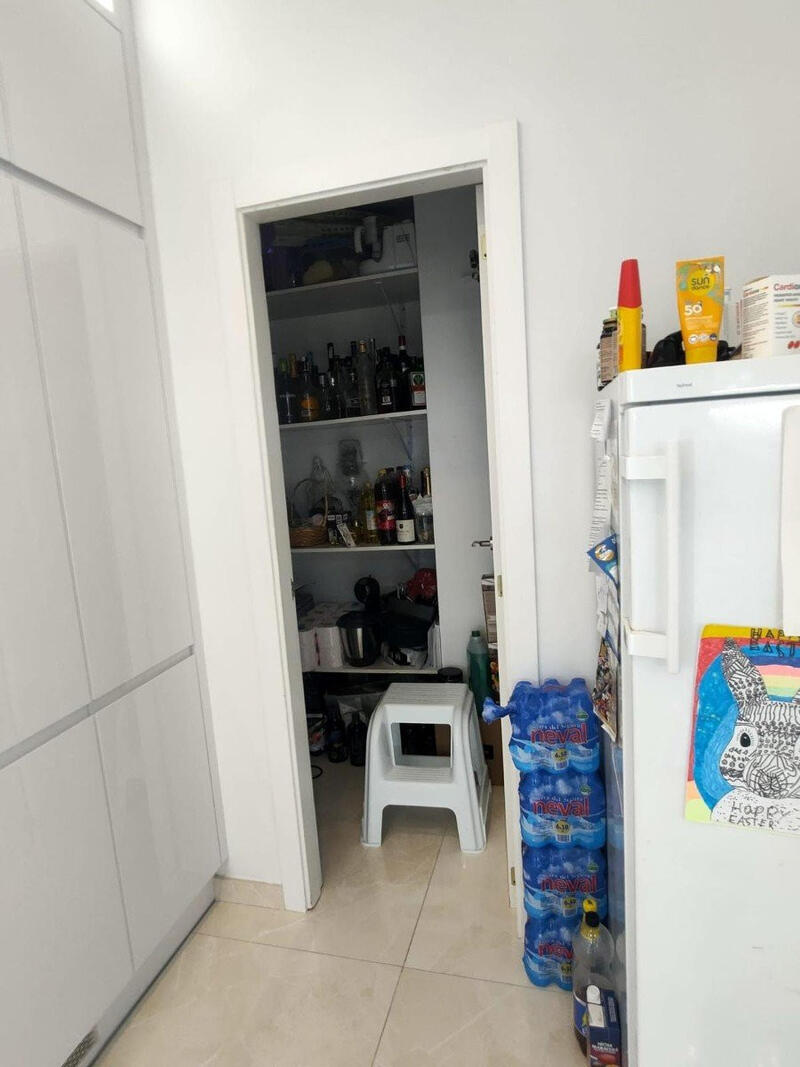 4 Cuarto Villa en venta