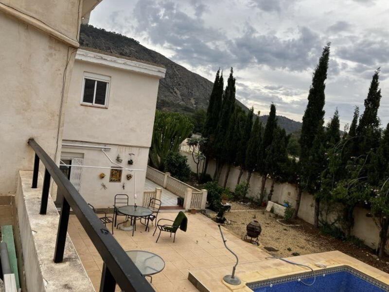 8 slaapkamer Villa Te koop