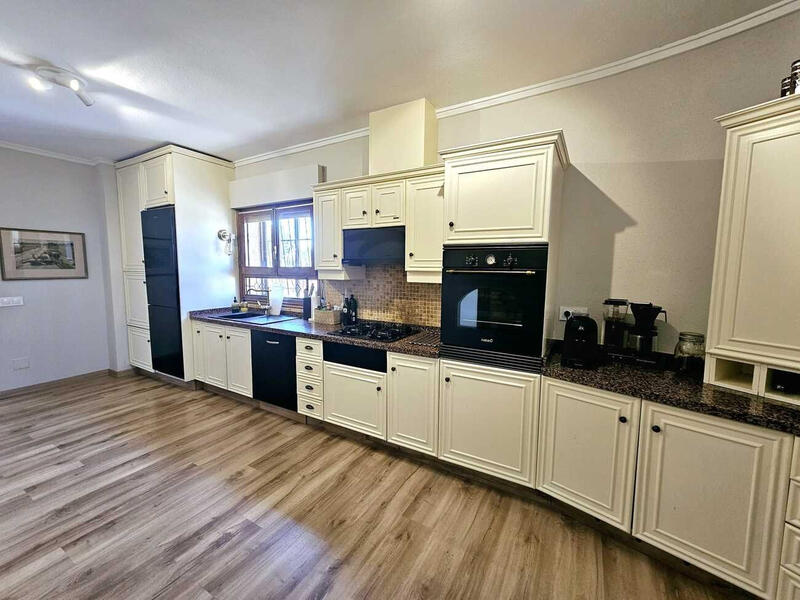 4 soveværelse Villa til salg