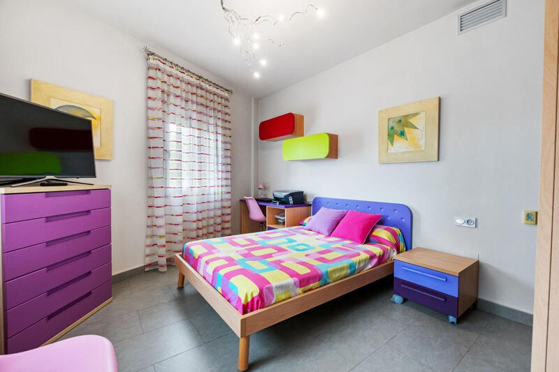 4 Cuarto Villa en venta