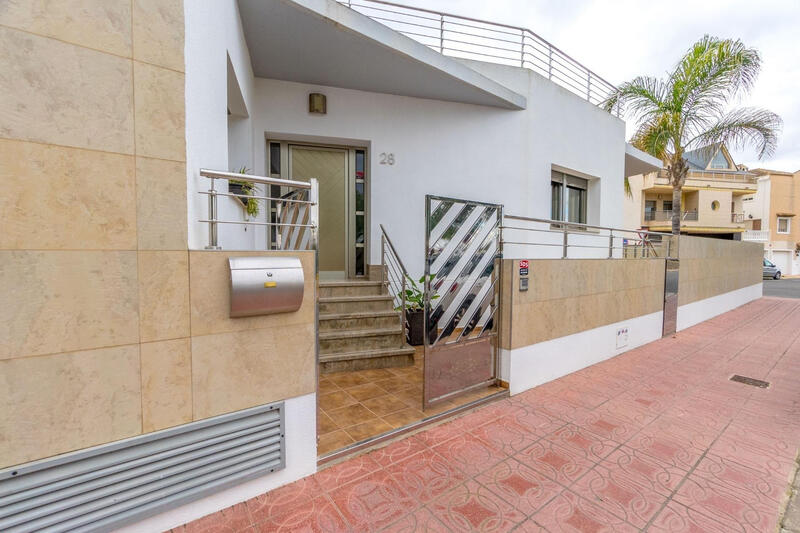 4 Cuarto Villa en venta