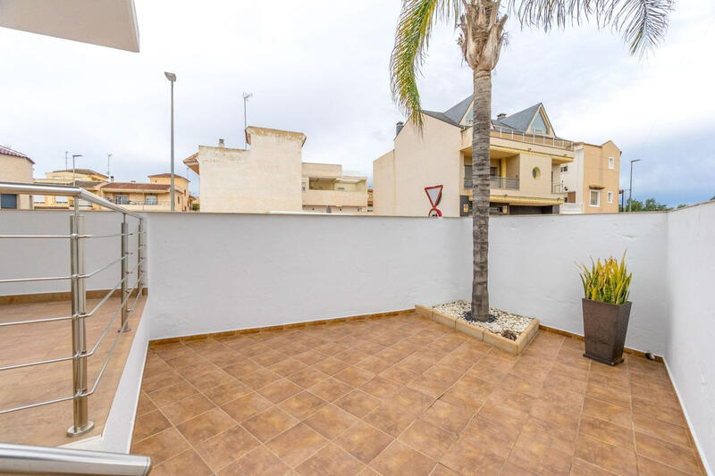 4 Cuarto Villa en venta