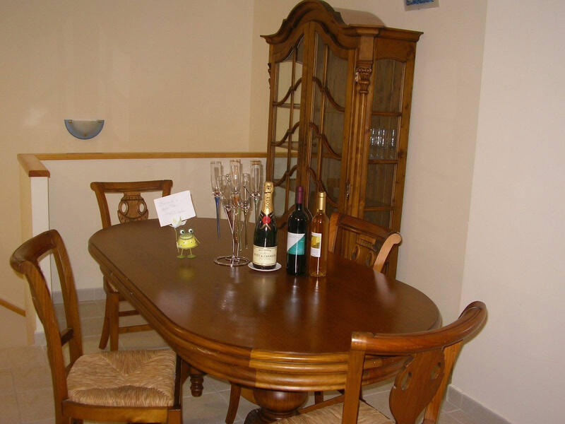 2 slaapkamer Gezinswoning Te koop