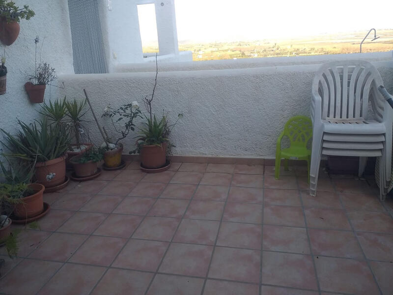2 slaapkamer Gezinswoning Te koop