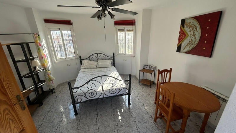 6 bedroom Villa for sale