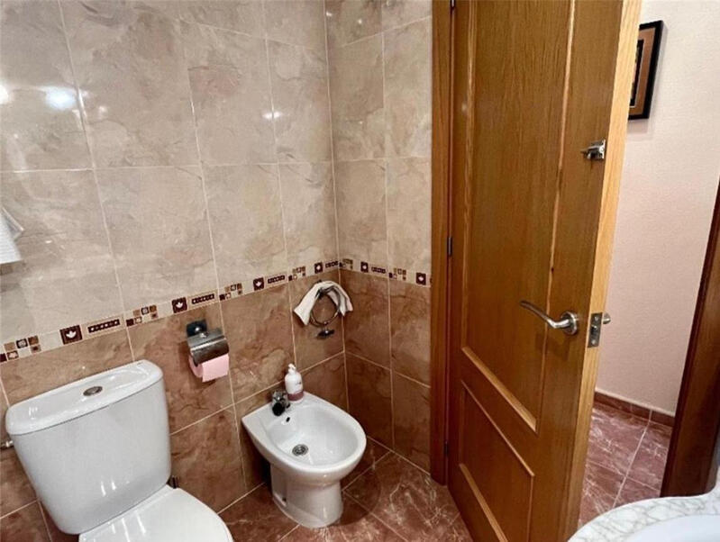 2 slaapkamer Appartement Te koop