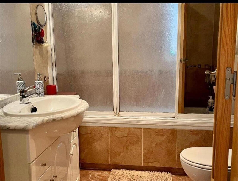 2 slaapkamer Appartement Te koop