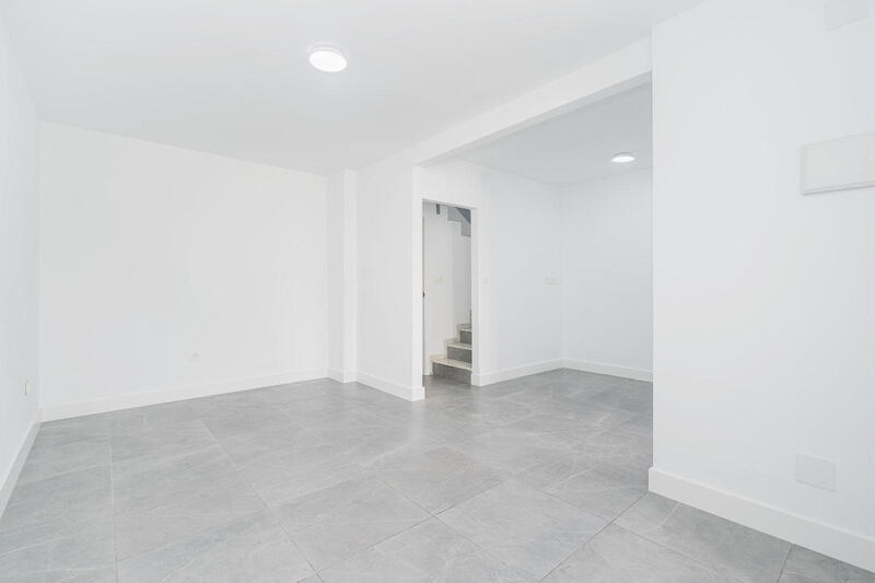 3 Schlafzimmer Stadthaus zu verkaufen