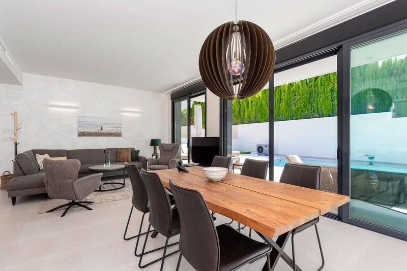4 Schlafzimmer Villa zu verkaufen