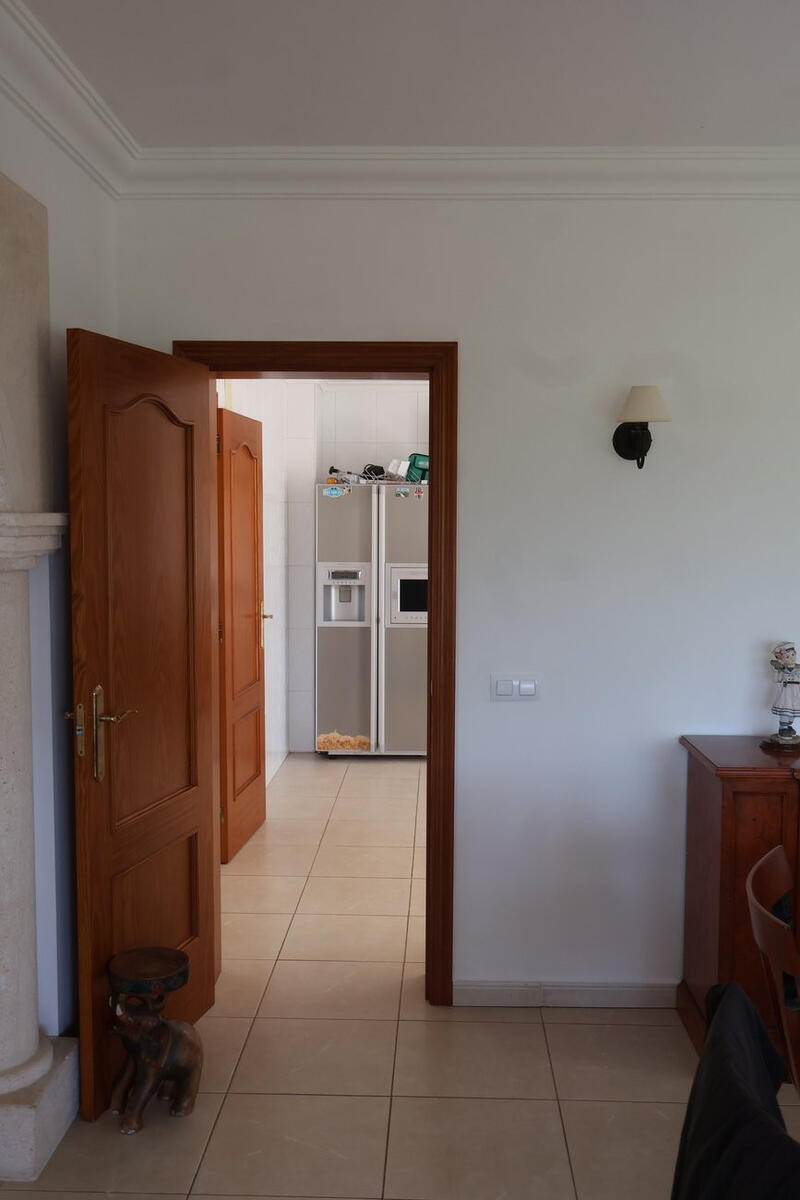4 Schlafzimmer Villa zu verkaufen