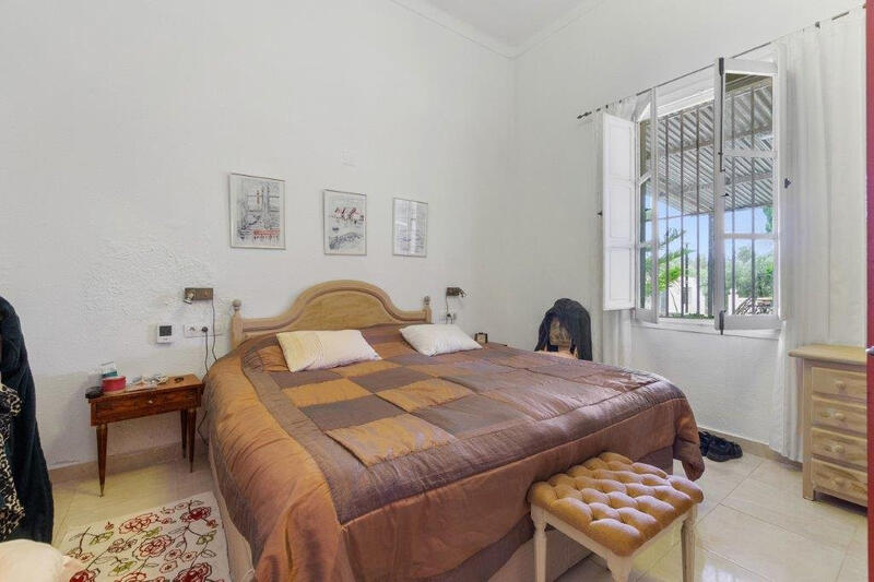 3 bedroom Country House for sale