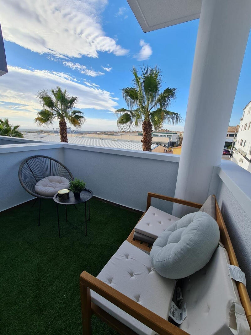 квартира продается в Orihuela Costa, Alicante