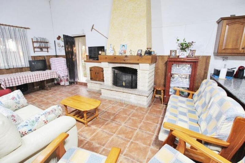 5 bedroom Country House for sale