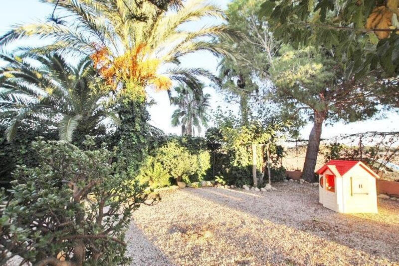 5 bedroom Country House for sale
