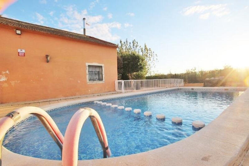 5 bedroom Country House for sale