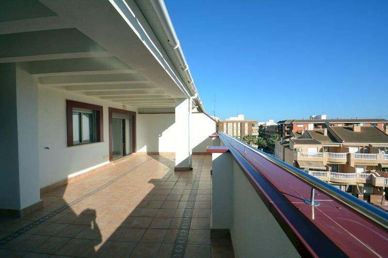Lejlighed til salg i Guardamar del Segura, Alicante