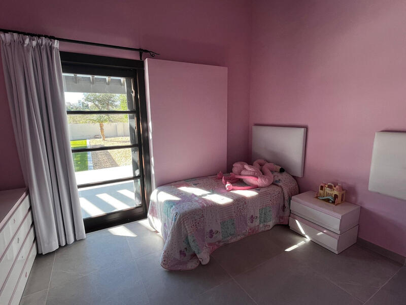 4 slaapkamer Villa Te koop