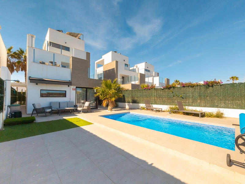 Villa zu verkaufen in Guardamar del Segura, Alicante