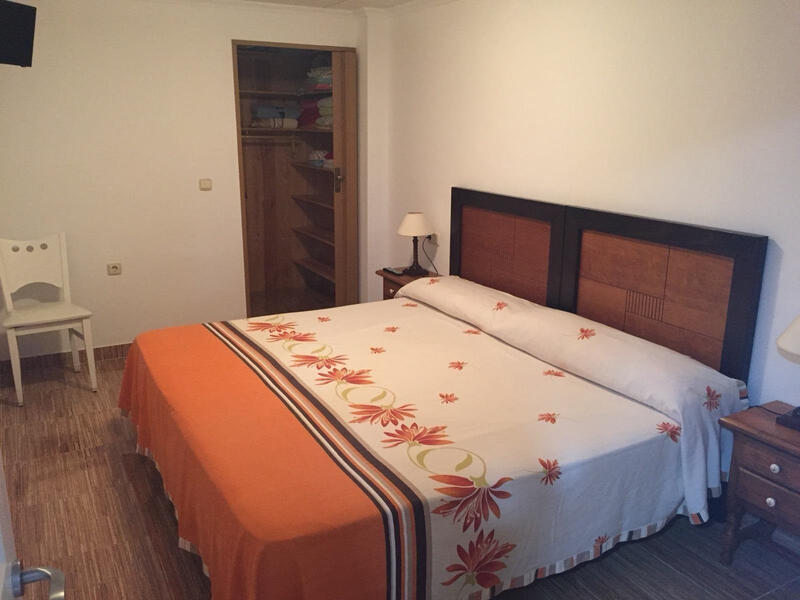 4 bedroom Apartment for sale