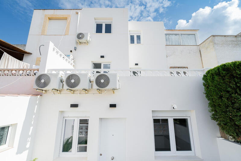 3 Cuarto Villa en venta