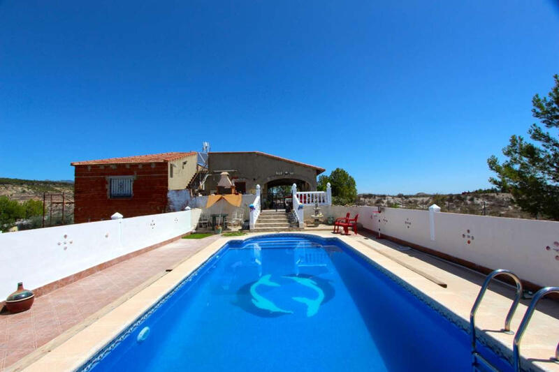 Villa zu verkaufen in Torrevieja, Alicante