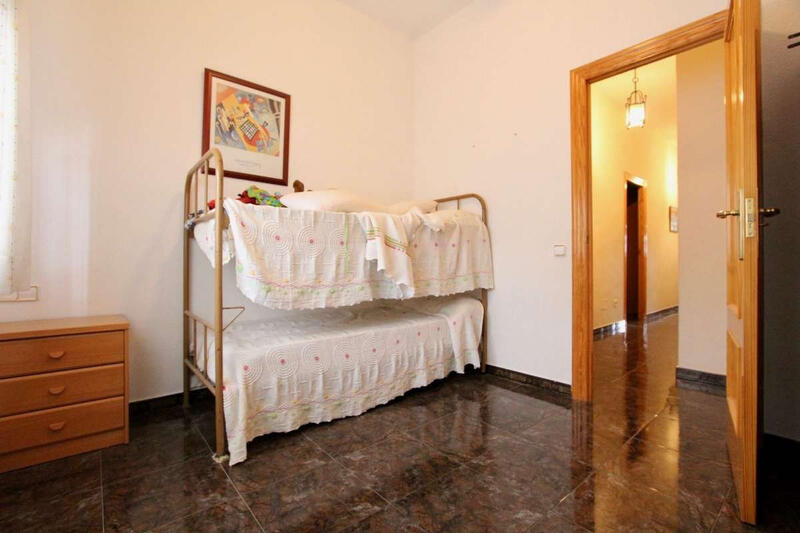 6 bedroom Villa for sale