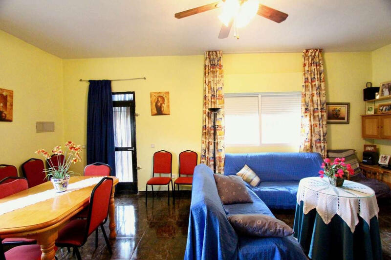 6 bedroom Villa for sale