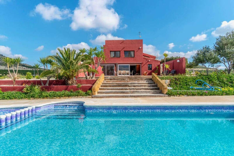 Auberge à vendre dans Torremendo, Alicante