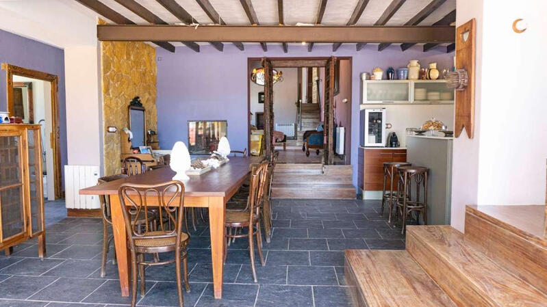 4 slaapkamer Landhuis Te koop