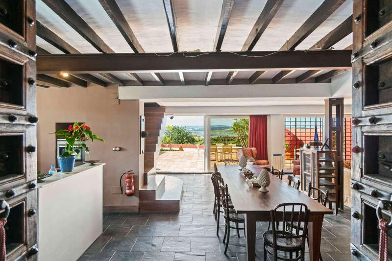 4 slaapkamer Landhuis Te koop