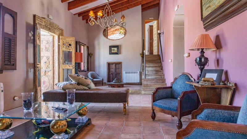 4 slaapkamer Landhuis Te koop