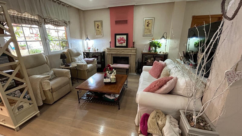 3 Cuarto Villa en venta