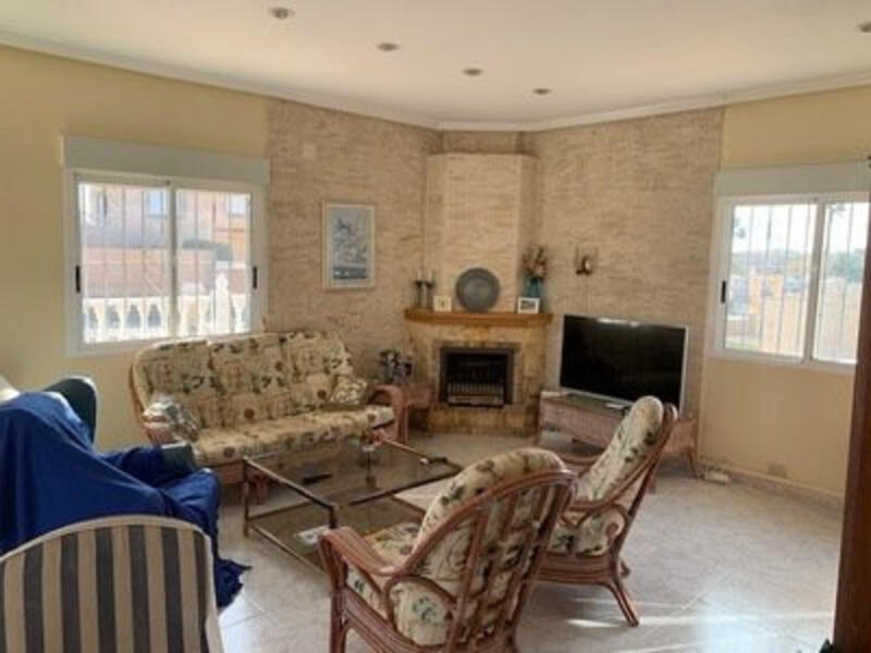 4 Cuarto Villa en venta