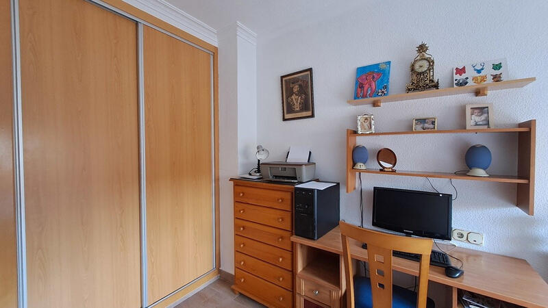 3 soveværelse Byhus til salg