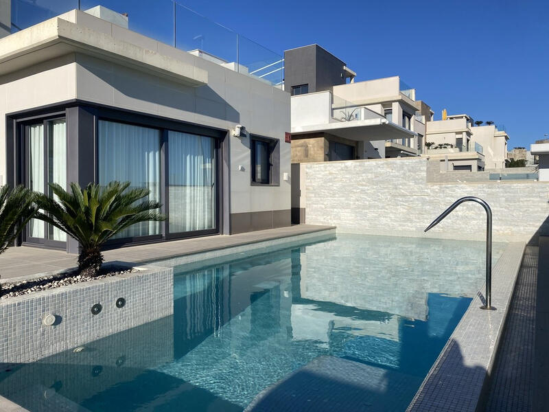 5 soverom Villa til salgs