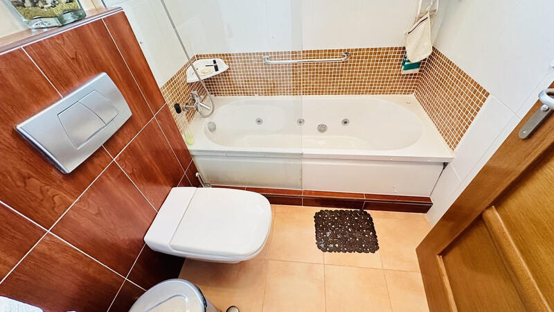 4 Cuarto Villa en venta