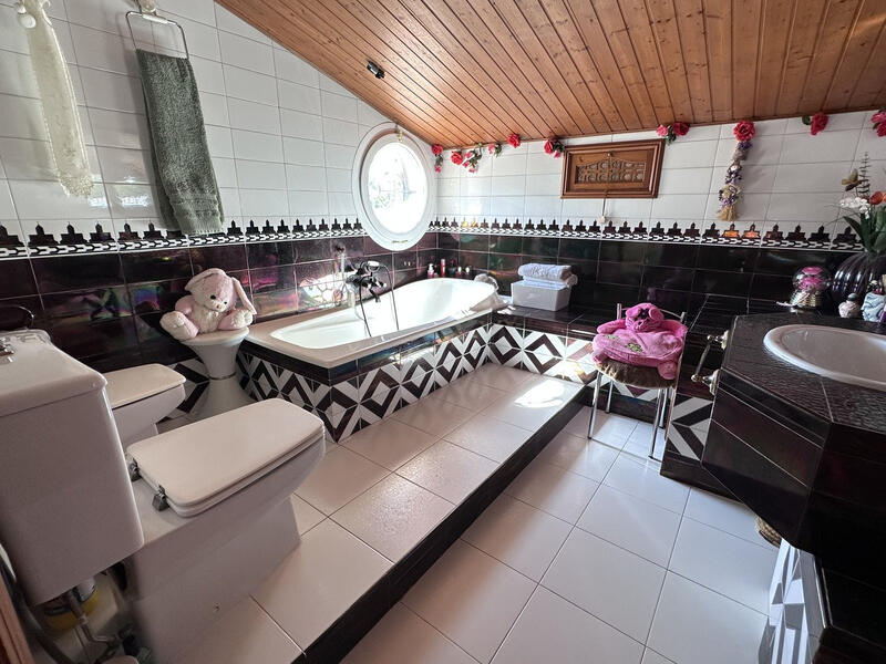 5 chambre Villa à vendre