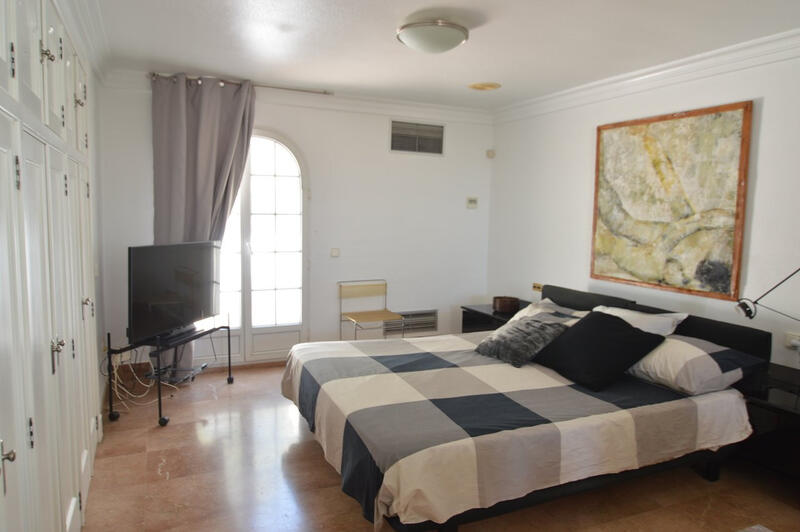 4 Schlafzimmer Villa zu verkaufen
