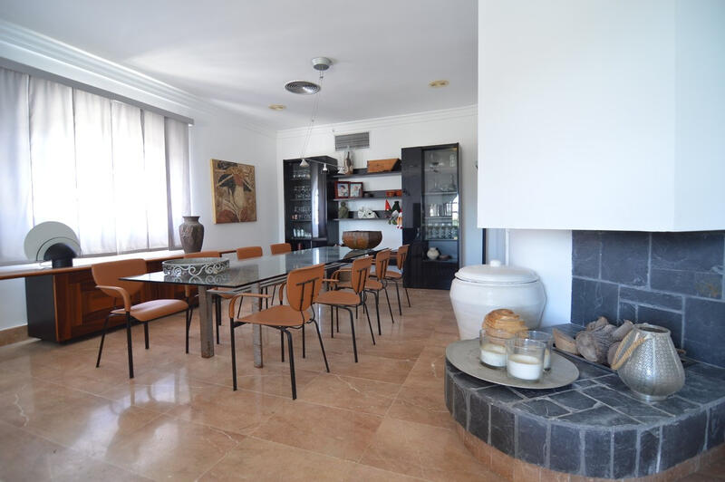 4 Schlafzimmer Villa zu verkaufen