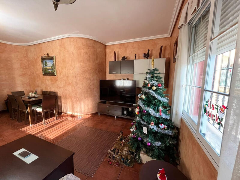 3 bedroom Townhouse for sale
