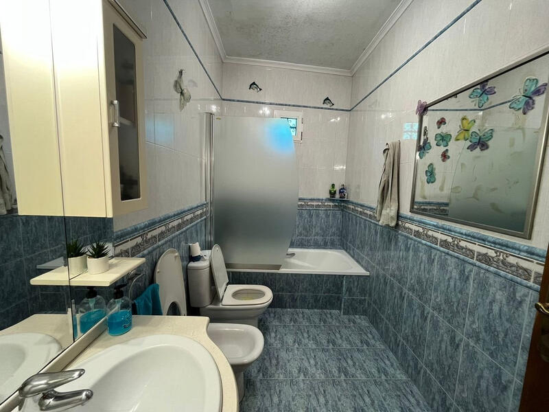 3 bedroom Townhouse for sale