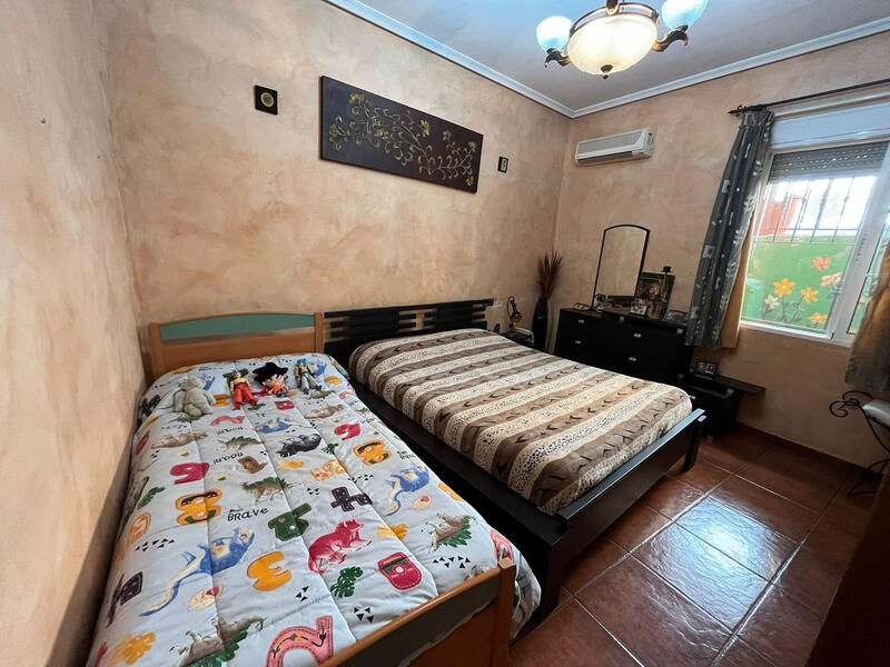3 bedroom Townhouse for sale