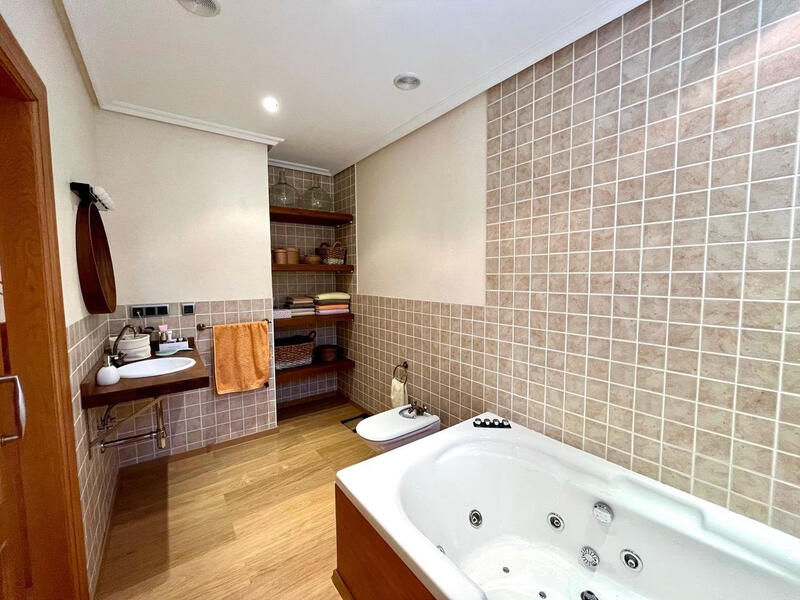 4 chambre Auberge à vendre