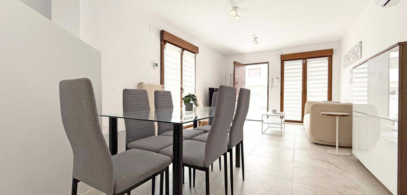 3 Schlafzimmer Stadthaus zu verkaufen