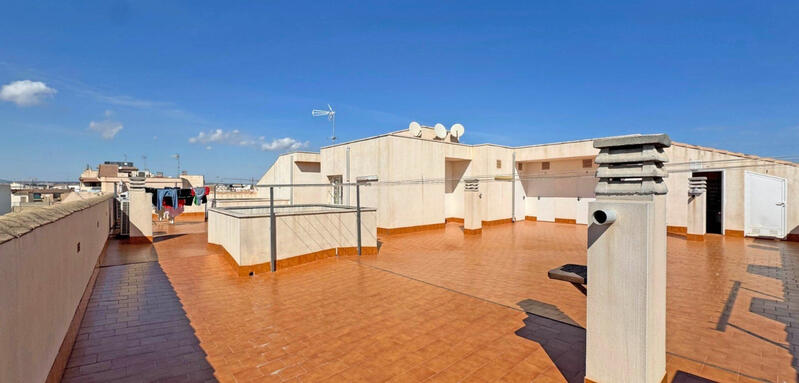 3 bedroom Apartment for sale