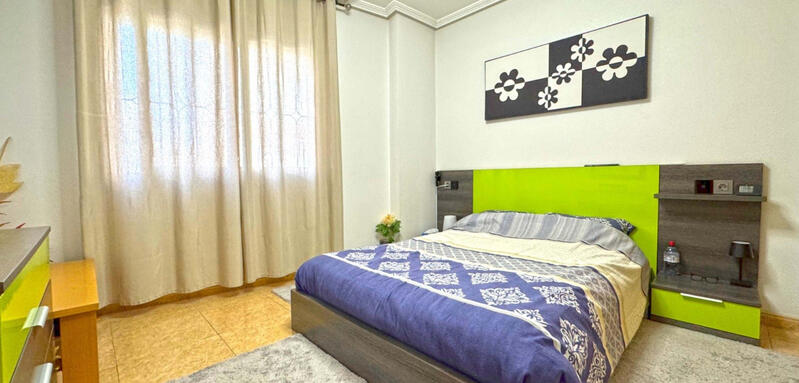 3 bedroom Apartment for sale