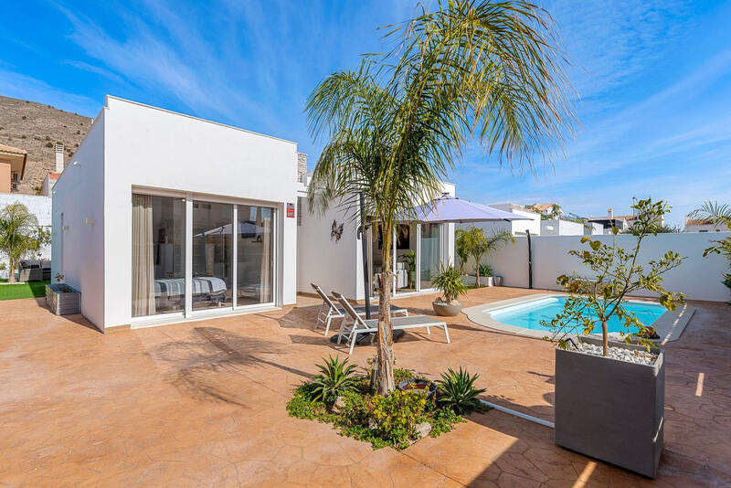 Villa for sale in Fortuna, Murcia