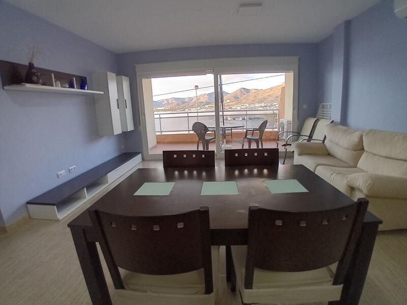 2 slaapkamer Appartement Te koop