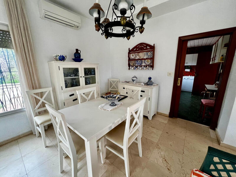 3 sovrum Villa till salu